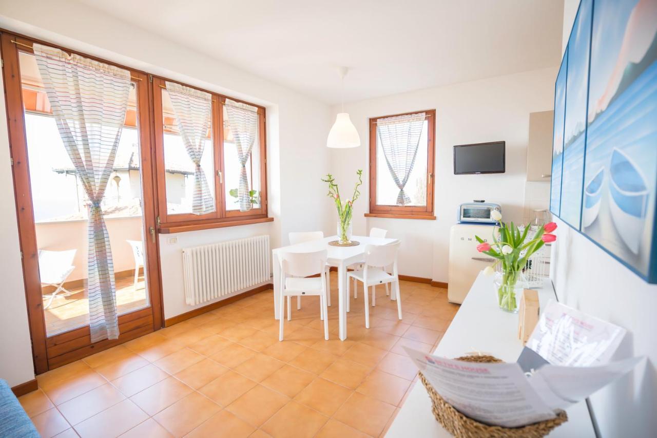 Appartement Le Vele Beth's House à Brenzone Extérieur photo