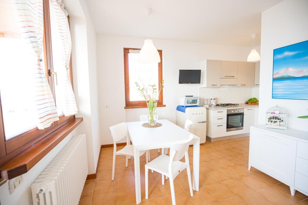 Appartement Le Vele Beth's House à Brenzone Extérieur photo