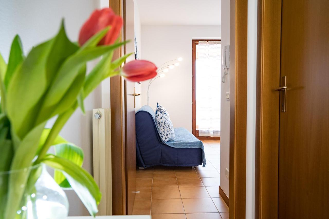 Appartement Le Vele Beth's House à Brenzone Extérieur photo